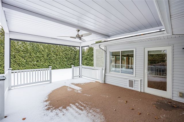 108 Bradford Road, Henrietta, NY 14534