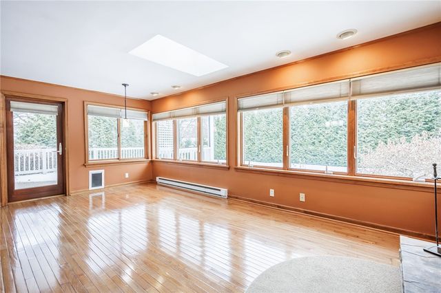 108 Bradford Road, Henrietta, NY 14534