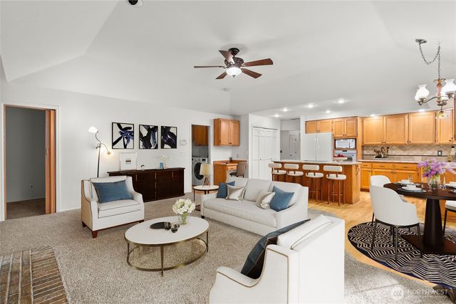 8706 166th Street Ct E, Puyallup, WA 98375