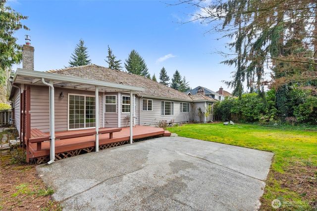 8706 166th Street Ct E, Puyallup, WA 98375