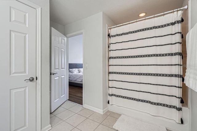 2804 POLVADERO LANE 107, Orlando, FL 32835