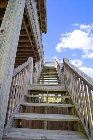 1352 Van Sant, Gilchrist, TX 77617