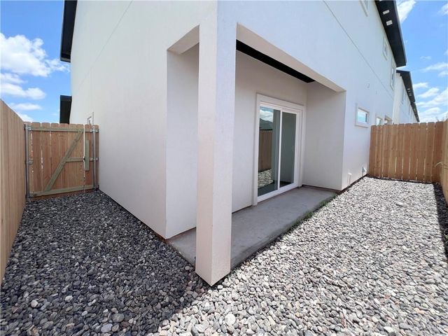 3610 Veterans Boulevard 22, Edinburg, TX 78542