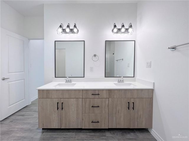 3610 Veterans Boulevard 22, Edinburg, TX 78542