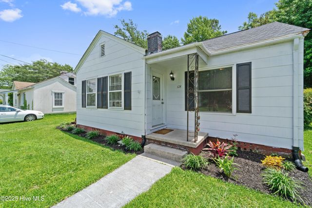 124 W Bayshore Boulevard, Jacksonville, NC 28540