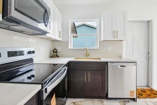 1336 W 6TH Street, Riviera Beach, FL 33404
