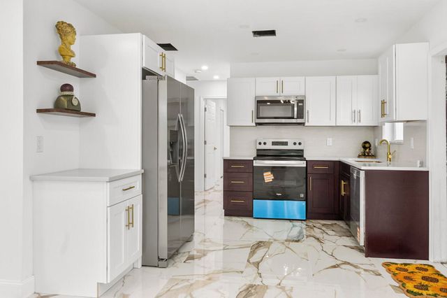 1336 W 6TH Street, Riviera Beach, FL 33404