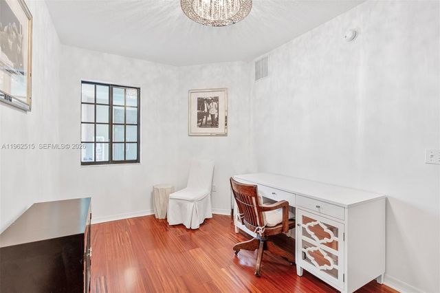 4883 Pga Blvd 210, Palm Beach Gardens, FL 33418