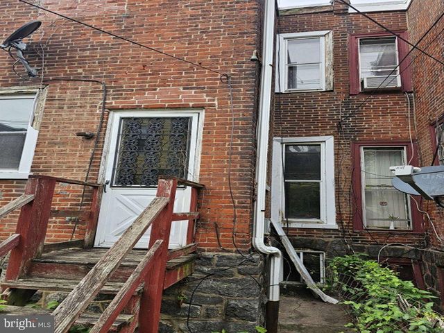 5524 UPLAND ST, Philadelphia, PA 19143
