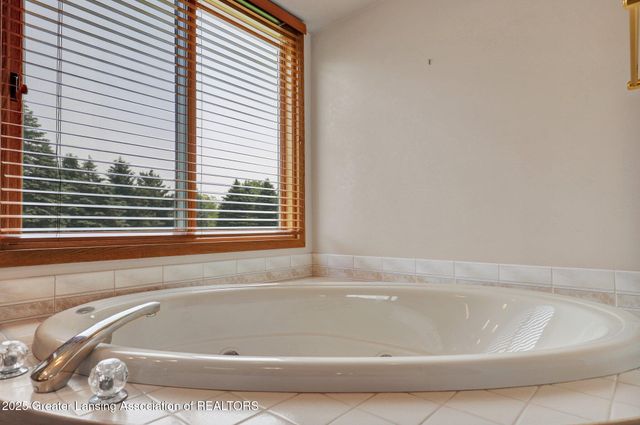 345 Linn Road, Williamston, MI 48895