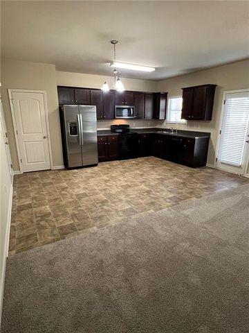 586 Grenier Terrace, Lawrenceville, GA 30045