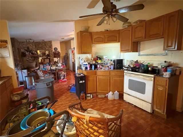 6 SUGAR PINE LOOP, Lake Wales, FL 33898