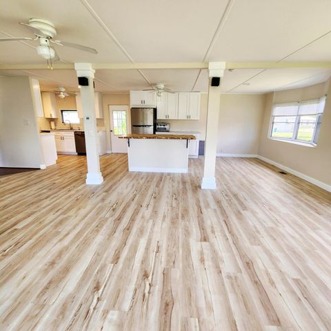 17 Rio Verde Way, Port St. Lucie, Port St Lucie, FL 34952