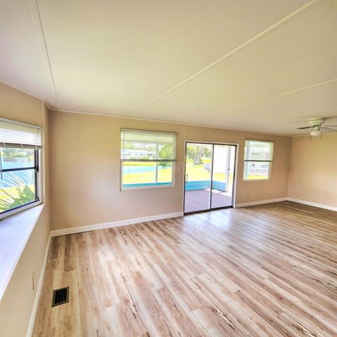17 Rio Verde Way, Port St. Lucie, Port St Lucie, FL 34952