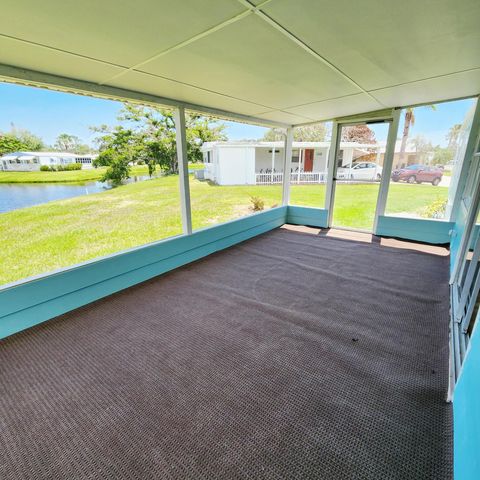 17 Rio Verde Way, Port St. Lucie, Port St Lucie, FL 34952
