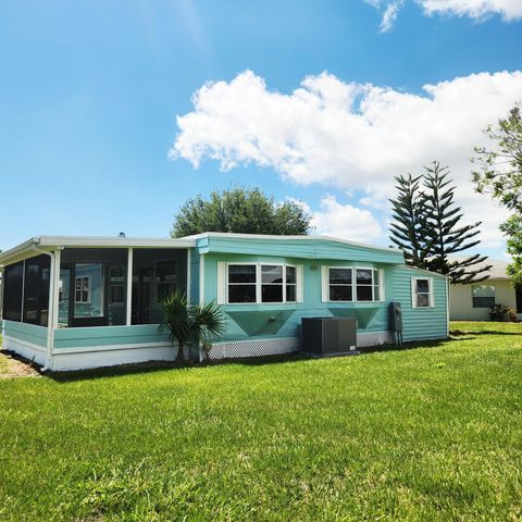 17 Rio Verde Way, Port St. Lucie, Port St Lucie, FL 34952