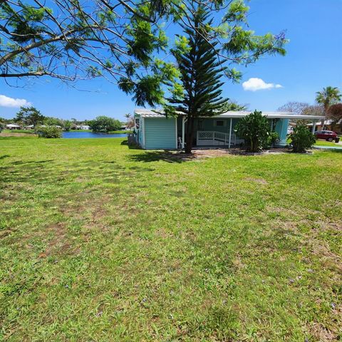 17 Rio Verde Way, Port St. Lucie, Port St Lucie, FL 34952