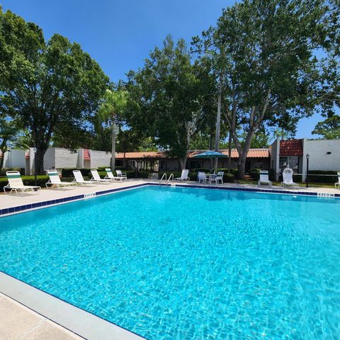 17 Rio Verde Way, Port St. Lucie, Port St Lucie, FL 34952