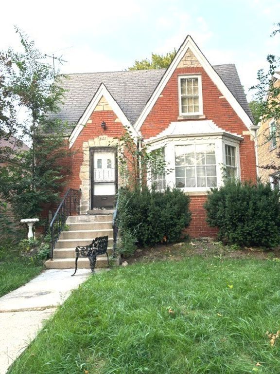 5133 N Newcastle Avenue, Chicago, IL 60656