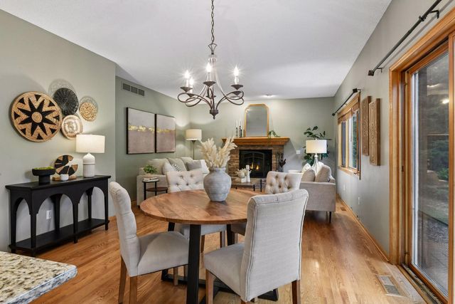 1929 Woodstone Drive, Victoria, MN 55386