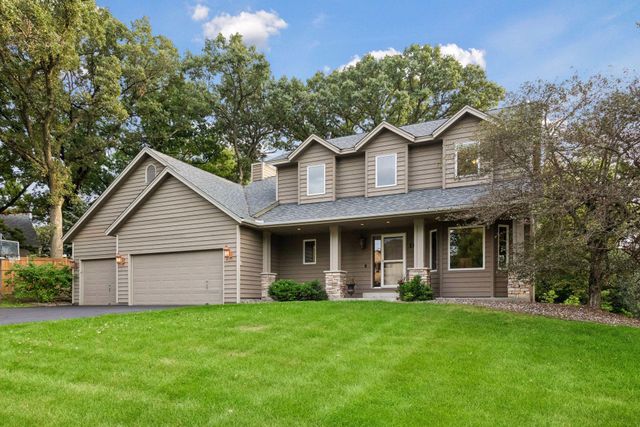 1929 Woodstone Drive, Victoria, MN 55386