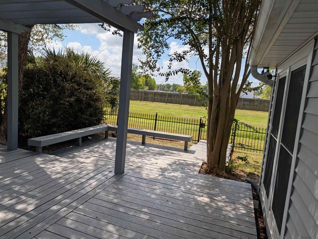 13432 S Fairview Ave, Baton Rouge, LA 70816