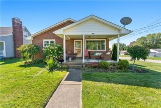 321 Park Drive, Campbell, OH 44405