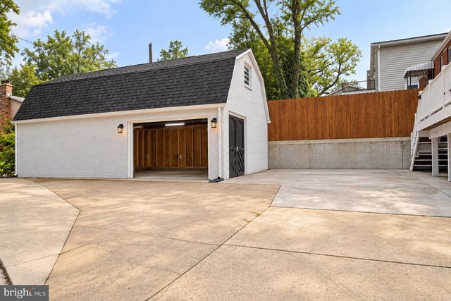 1116 34TH ST SE, Washington, DC 20019
