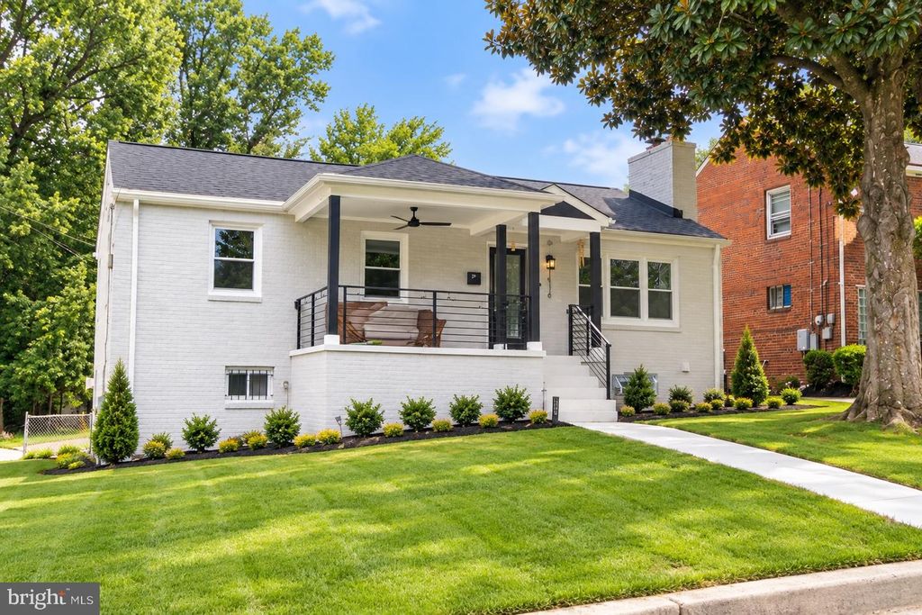 1116 34TH ST SE, Washington, DC 20019
