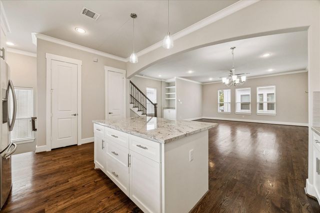 831 Wakefield Drive A, Houston, TX 77018