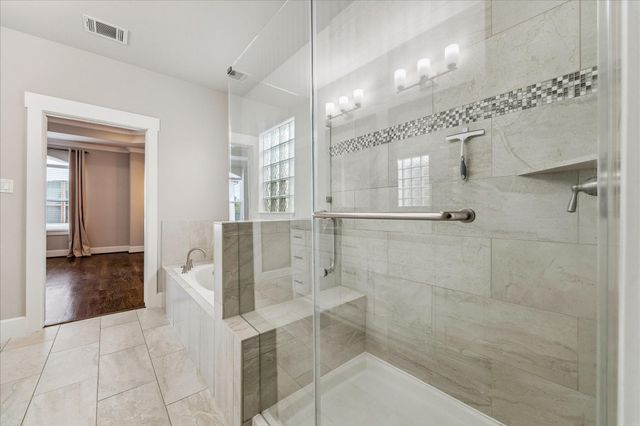 831 Wakefield Drive A, Houston, TX 77018