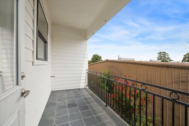 831 Wakefield Drive A, Houston, TX 77018