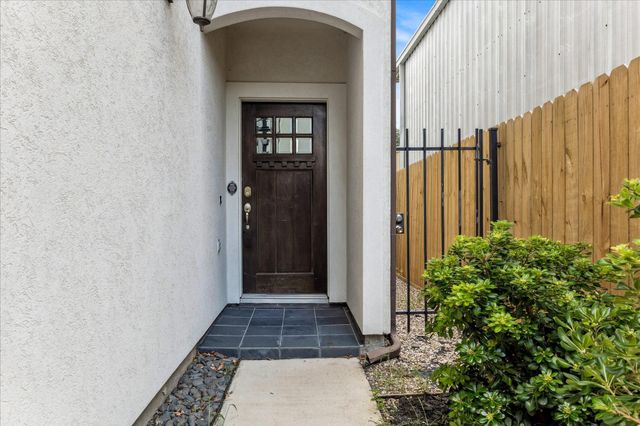 831 Wakefield Drive A, Houston, TX 77018