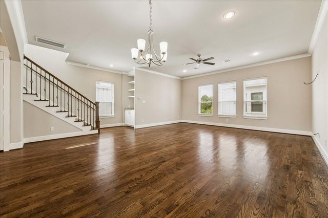 831 Wakefield Drive A, Houston, TX 77018