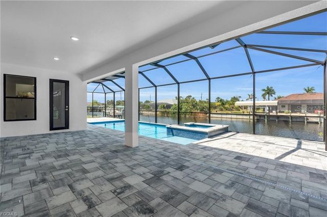 9402 ARRID CIRCLE, Port Charlotte, FL 33981
