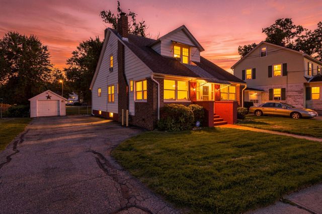764 Allen St, Springfield, MA 01118