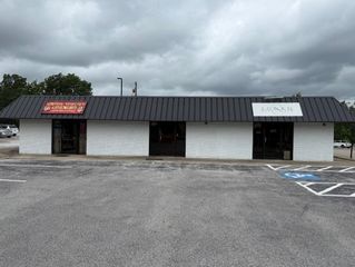 518 S Thompson H &F, Springdale, AR 72764