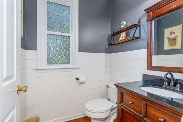 320 Hillside Manor Drive, Sugar Hill, GA 30518