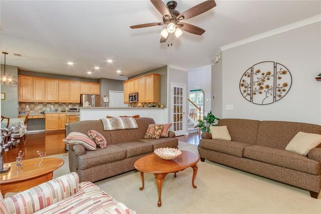 320 Hillside Manor Drive, Sugar Hill, GA 30518