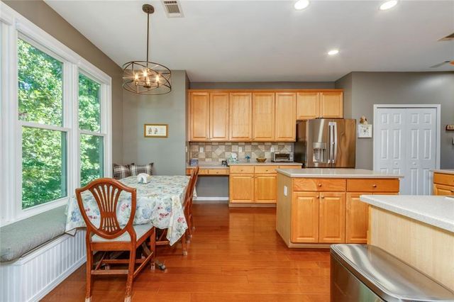 320 Hillside Manor Drive, Sugar Hill, GA 30518