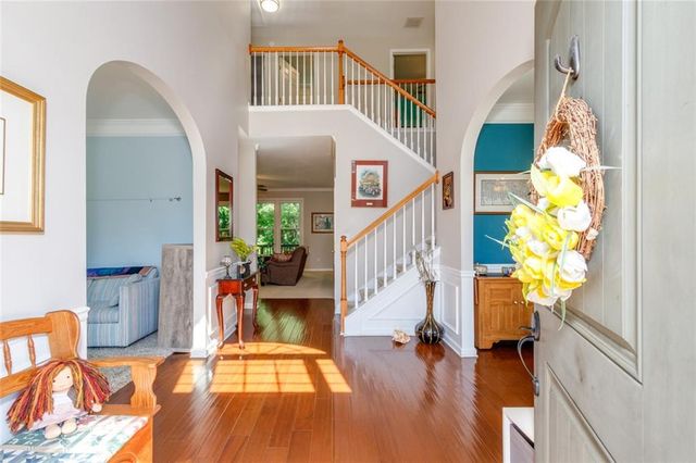 320 Hillside Manor Drive, Sugar Hill, GA 30518