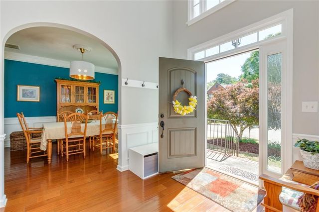 320 Hillside Manor Drive, Sugar Hill, GA 30518