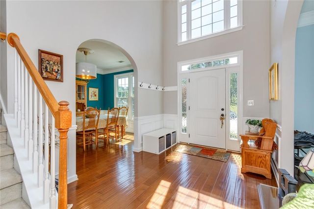 320 Hillside Manor Drive, Sugar Hill, GA 30518