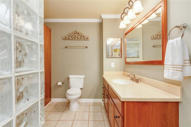 320 Hillside Manor Drive, Sugar Hill, GA 30518