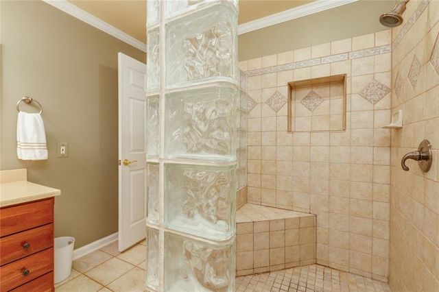 320 Hillside Manor Drive, Sugar Hill, GA 30518