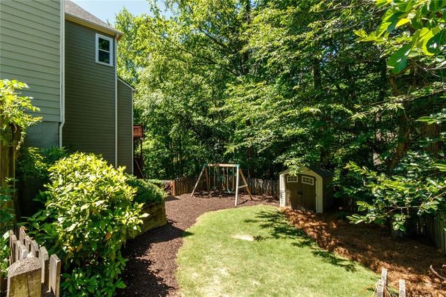 320 Hillside Manor Drive, Sugar Hill, GA 30518