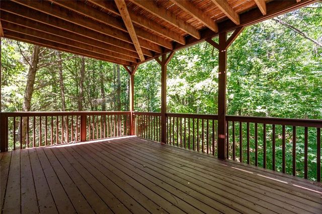 320 Hillside Manor Drive, Sugar Hill, GA 30518