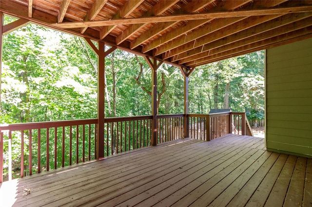 320 Hillside Manor Drive, Sugar Hill, GA 30518
