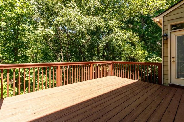 320 Hillside Manor Drive, Sugar Hill, GA 30518