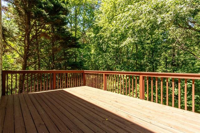 320 Hillside Manor Drive, Sugar Hill, GA 30518